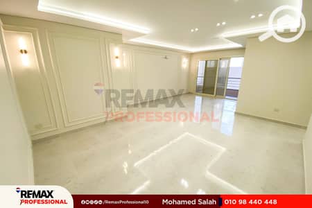 شقة 3 غرف نوم للايجار في كامب شيزار، الإسكندرية - 1. jpg