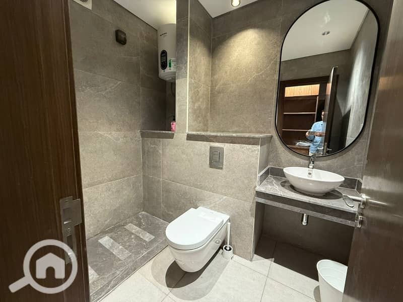 7 593266841_1236362244973040_5790093436428910367_n. jpg