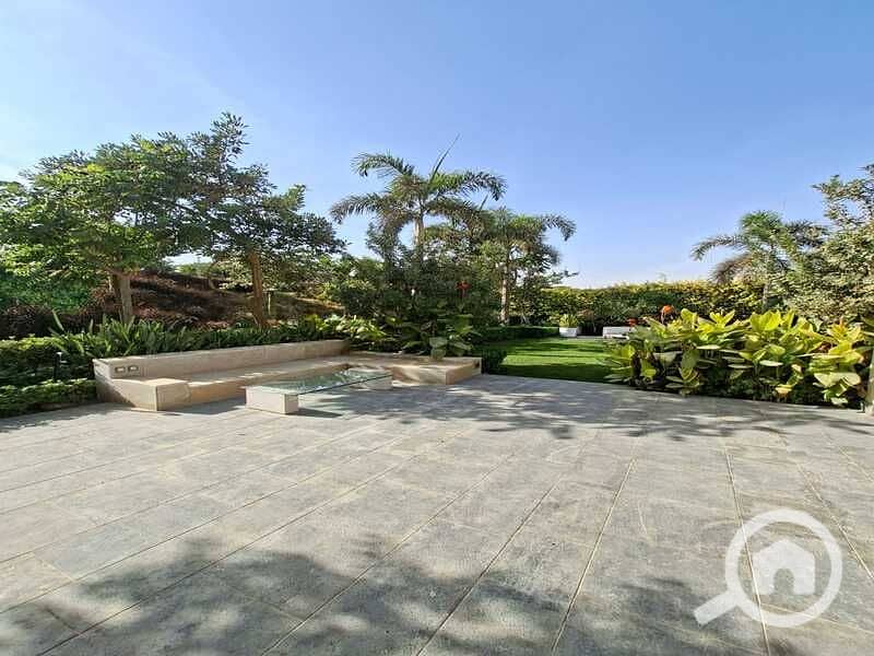 9 0668bbda-9d27-44c3-95d3-8cf37e5972b8. jpg