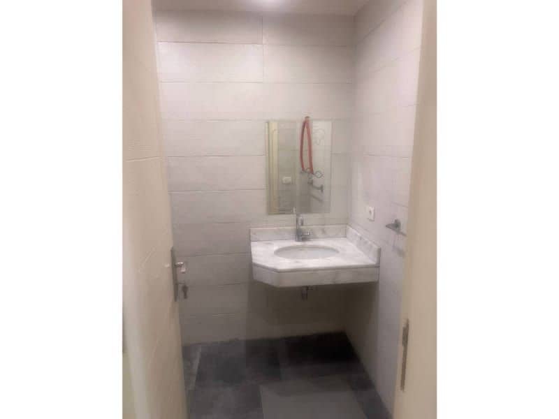 7 450eeb50-3176-4161-89e9-c2b114390851. jpg