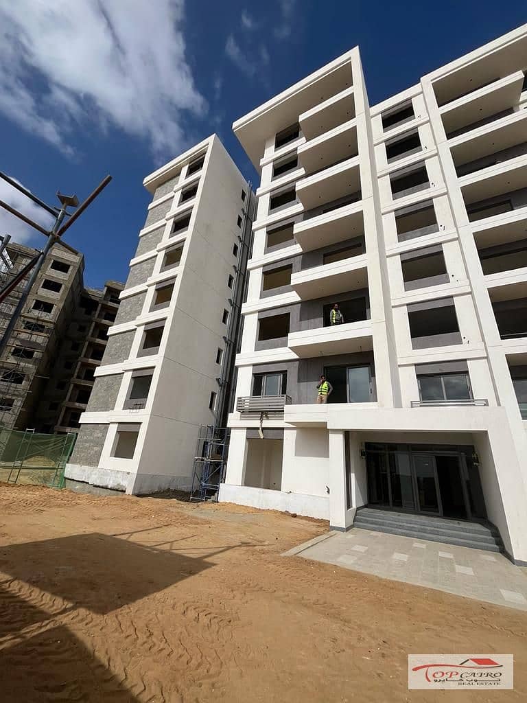 6 9356714b-997f-4f6c-95d6-ec3dbe7e709a. jpg