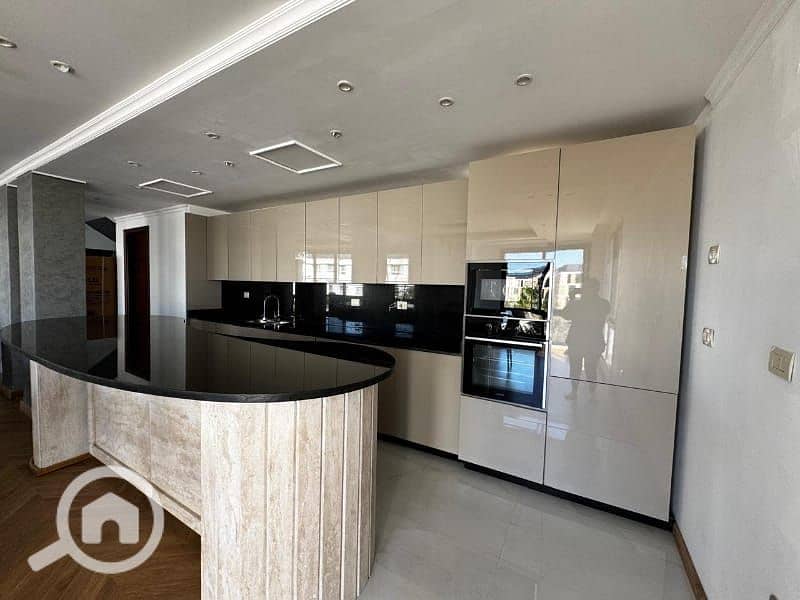 13 ab792b3e-f4fb-4ed6-9745-630620cd77ab. jpg