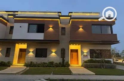 4 Bedroom Twin House for Sale in Sheikh Zayed, Giza - IMG_2511. webp