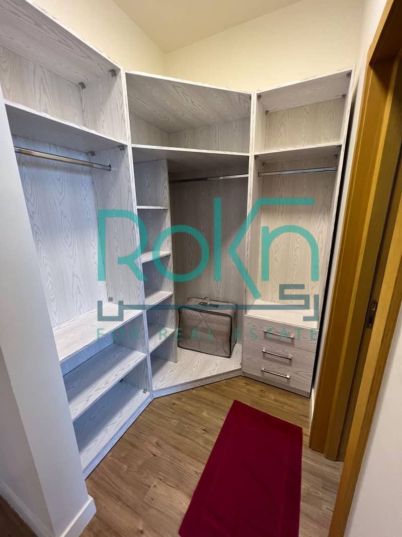 14 e53f33ab-bf38-45b5-bf8a-34c230d80705. jpg