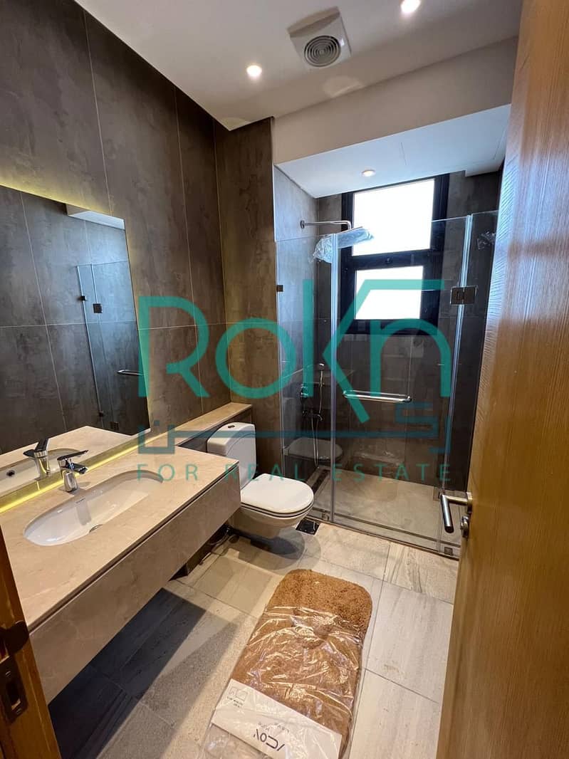 15 efe73fbd-8694-4d0e-b143-230d1d4ee049. jpg