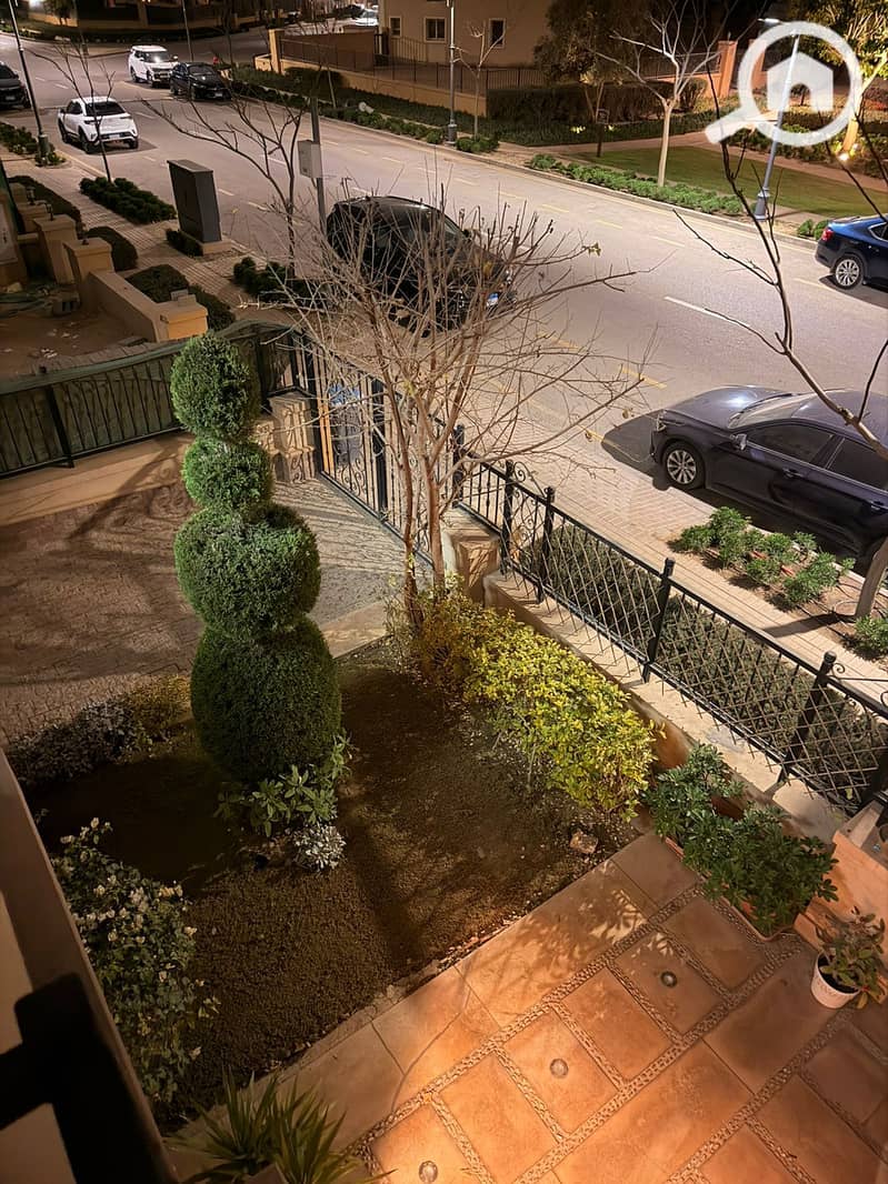 9 69ddfab4-74c0-4cca-9eca-55bedd35a382. jpg