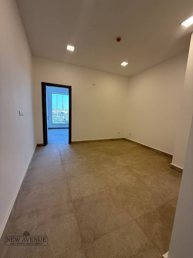 6 328d6c65-4718-4c86-a7a4-da1c0246ee12. jpeg