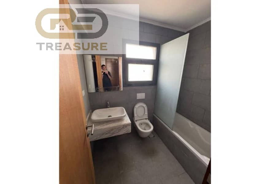 4 a955cb3c-df38-4052-af30-9fdeb6bd18b1. jpg