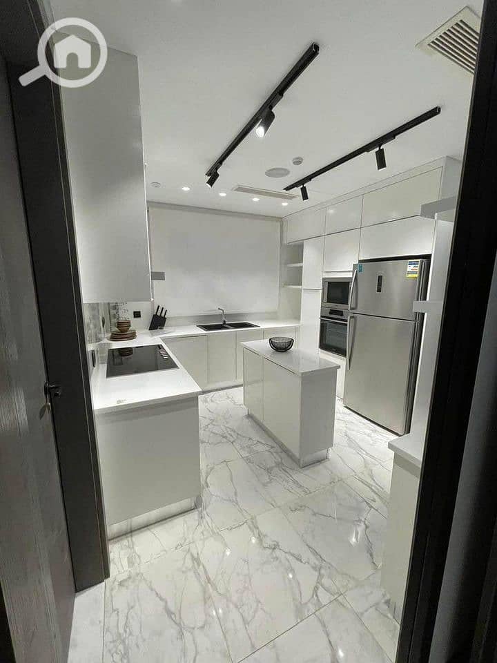 8 376676997_216992631356759_209744435155518181_n. jpg