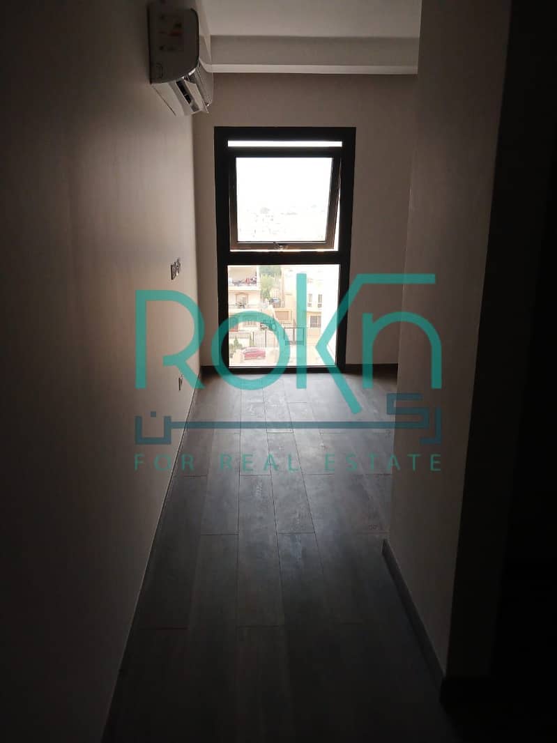 3 4b5e64f4-6aea-4fe0-91cd-607abe567905. jpg