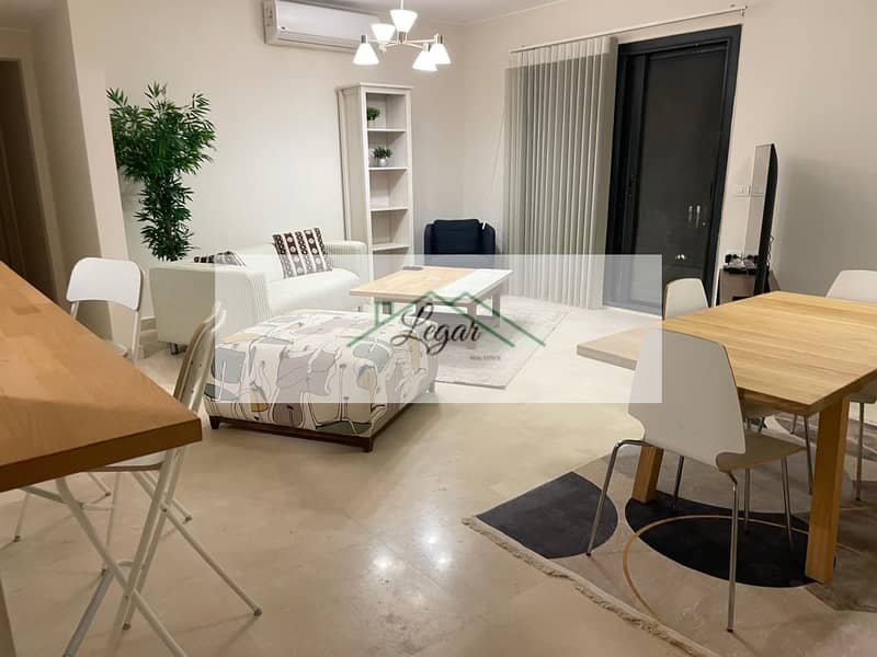 4 03c4479a-b498-42f7-83b2-61d49265f434. jpg