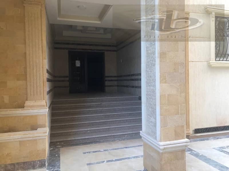 4 1e57c330-4b16-4f8e-bf15-c0c05ee2c514. jpeg