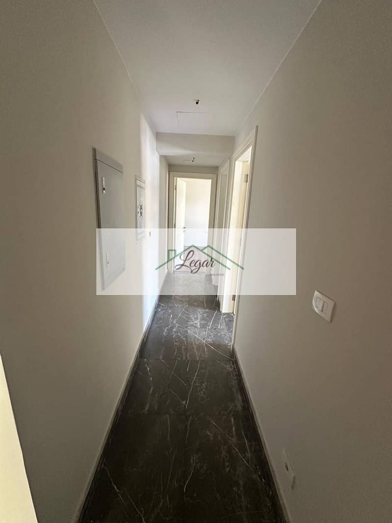 6 54edfe5b-e31f-4806-b24d-d0c191327928. jpg