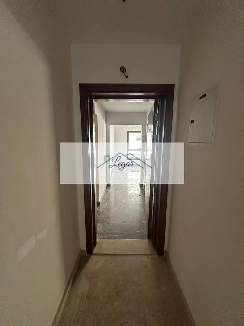 7 3eedbd61-8c86-4172-ab94-0297fd3e1450. jpg