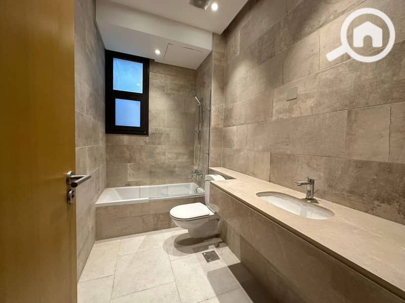 7 WhatsApp Image 2025-11-24 at 2.06. 38 AM (1). jpeg