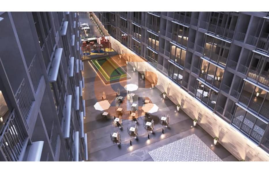 12 fea4cd68-df37-4028-a7d2-35ac18510e98. jpg