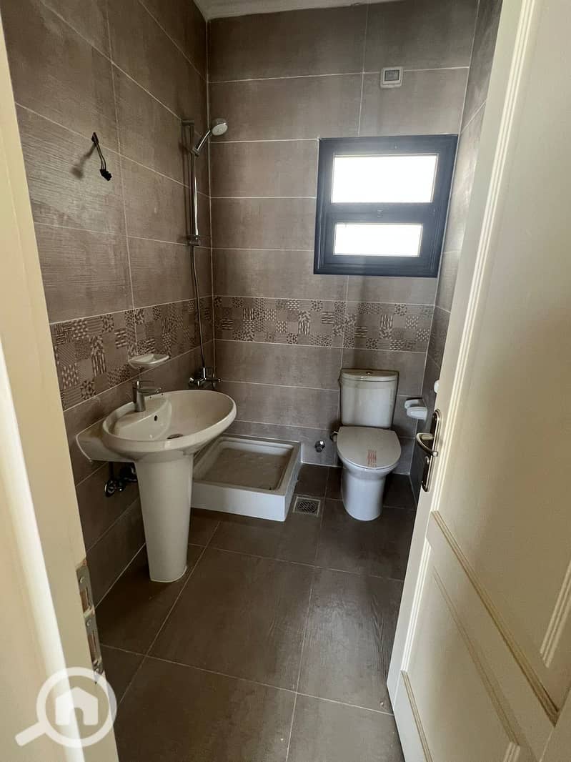 7 WhatsApp Image 2025-05-01 at 2.56. 33 PM (1). jpeg