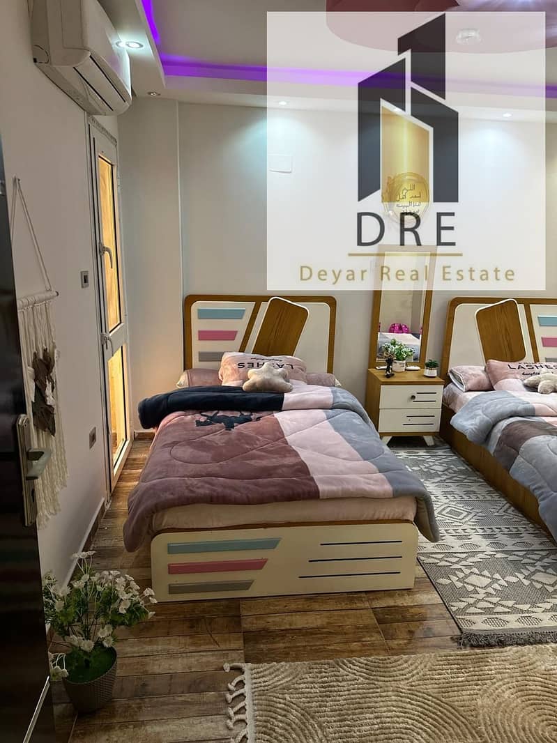 4 7c8c5328-e6d9-42b7-b3f6-d654882d3b52. jpg