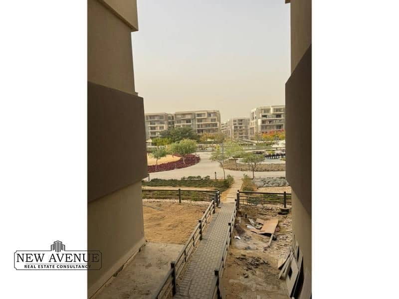 4 WhatsApp Image 2026-01-22 at 3.19. 44 PM. jpg