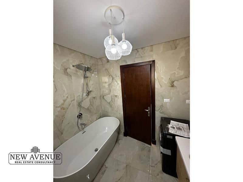 5 WhatsApp Image 2025-10-27 at 4.45. 10 PM (1). jpg