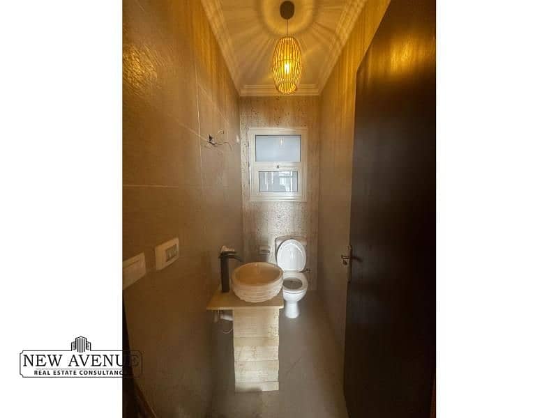 7 WhatsApp Image 2025-10-27 at 4.45. 11 PM (1). jpg