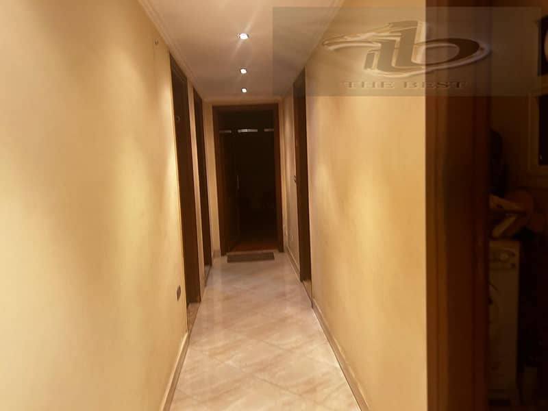 4 19901abf-a779-49eb-a7ef-5ed900639496. jpeg