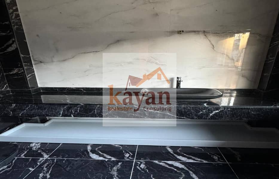 2 65cf5fc2-cac9-46ad-9e6f-57f13bf04034. jpg