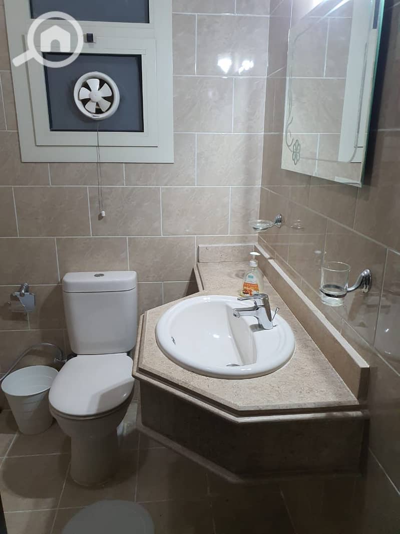 13 054fc2c6-a55c-4b34-a7f5-d160c324cb03. jpeg