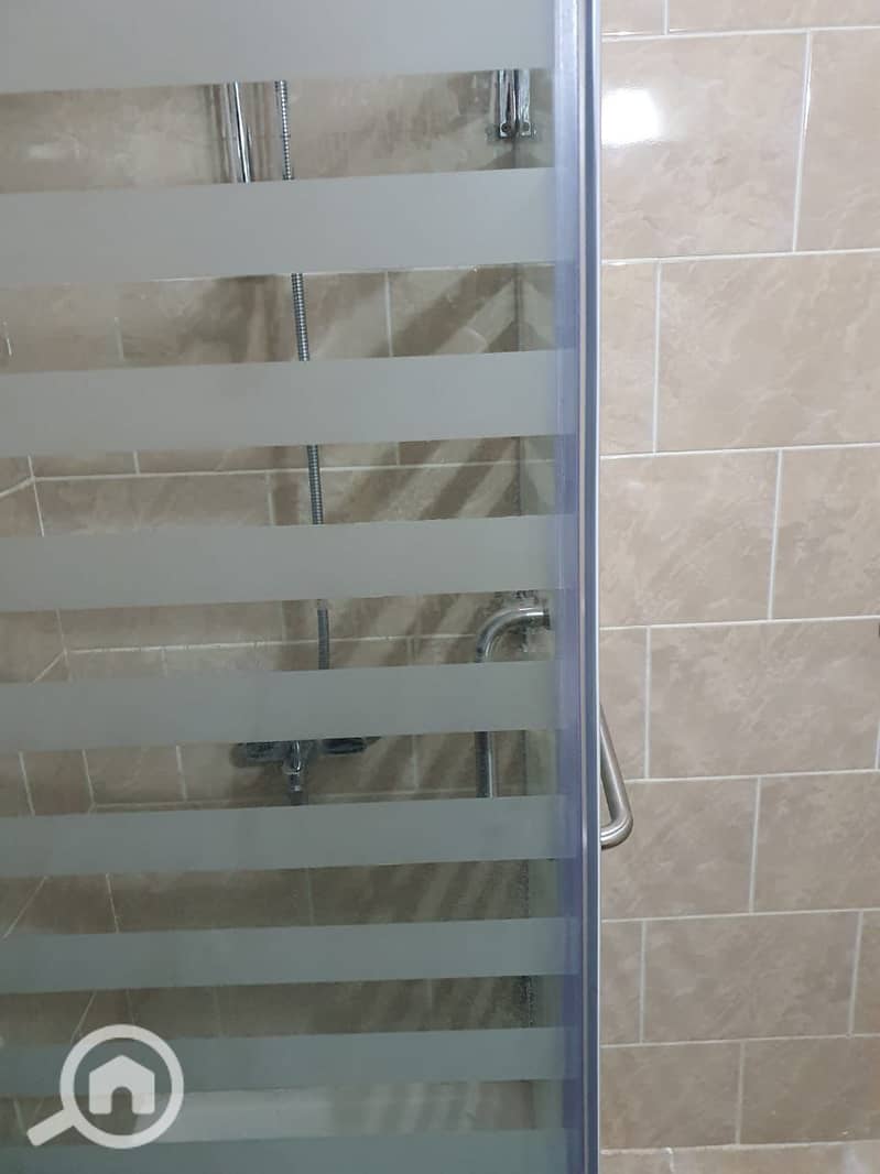 14 50952861-7f77-49cf-9dc7-7c1f51ee3321. jpeg