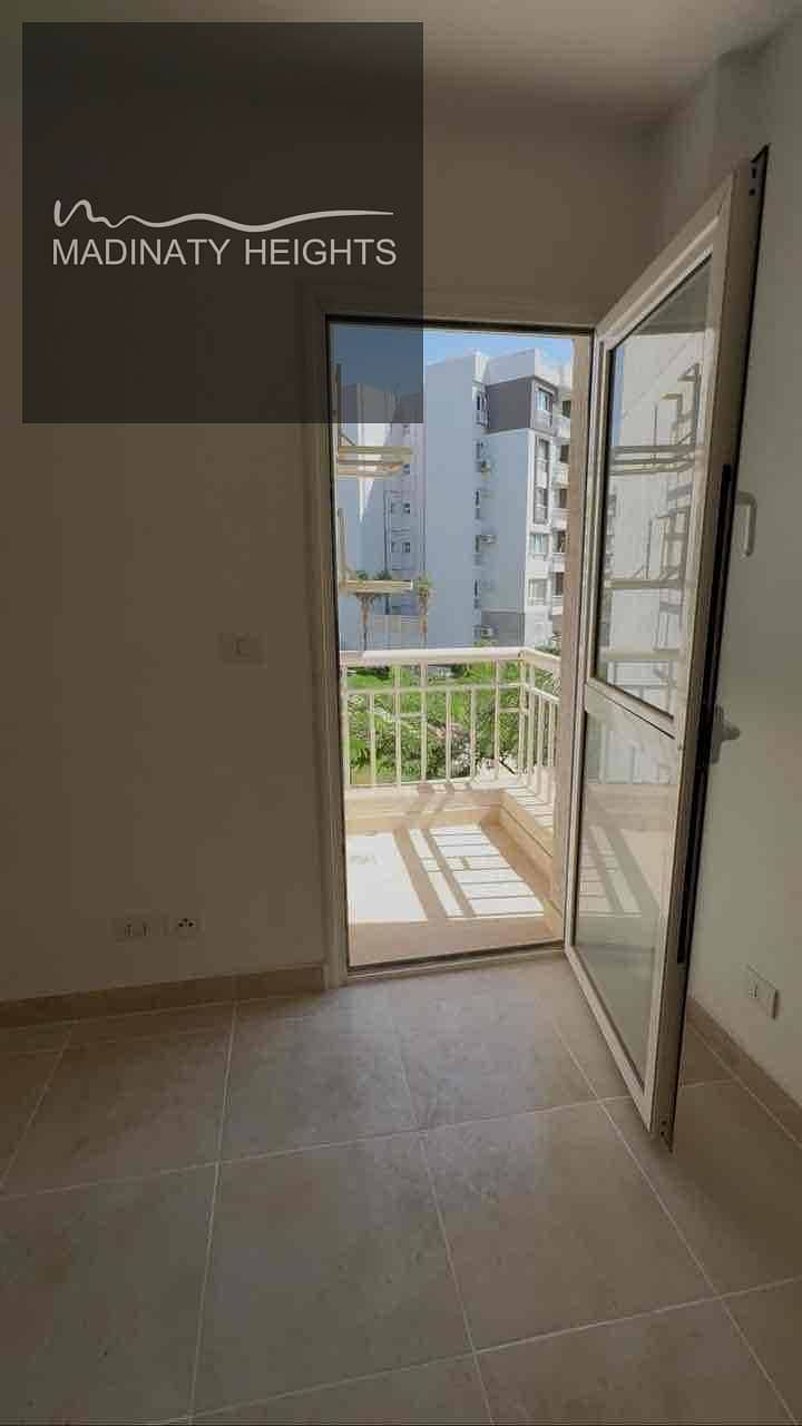 9 3267f5a8-a4bc-42a4-89d0-766b9cd77137. jpg