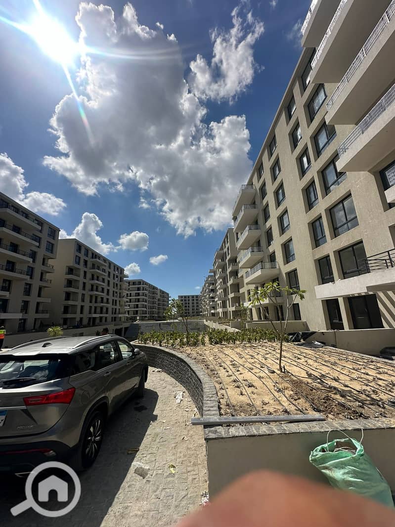 5 WhatsApp Image 2025-12-03 at 17.10. 54_40558e74. jpg