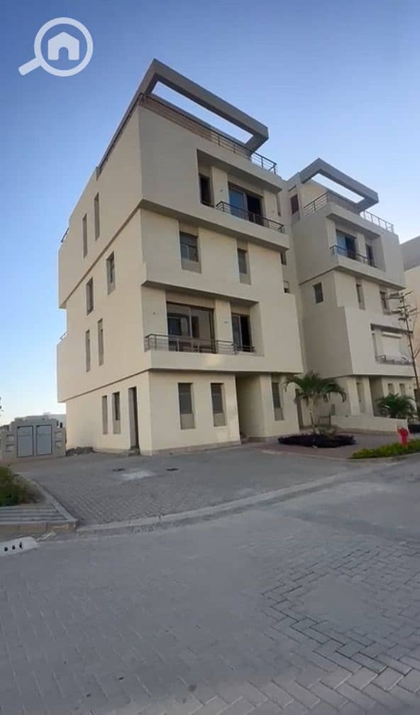 8 WhatsApp Image 2025-12-03 at 17.14. 41_b708dcf1. jpg