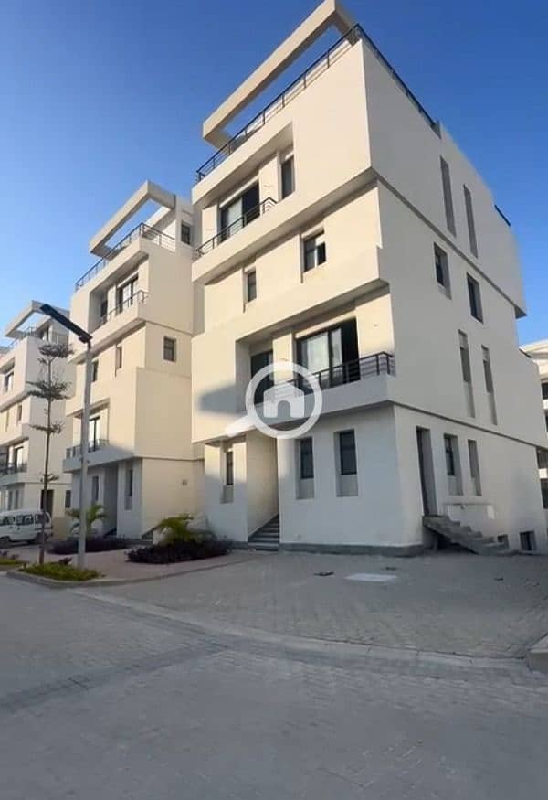 9 WhatsApp Image 2025-12-03 at 17.14. 41_d5e699cc. jpg