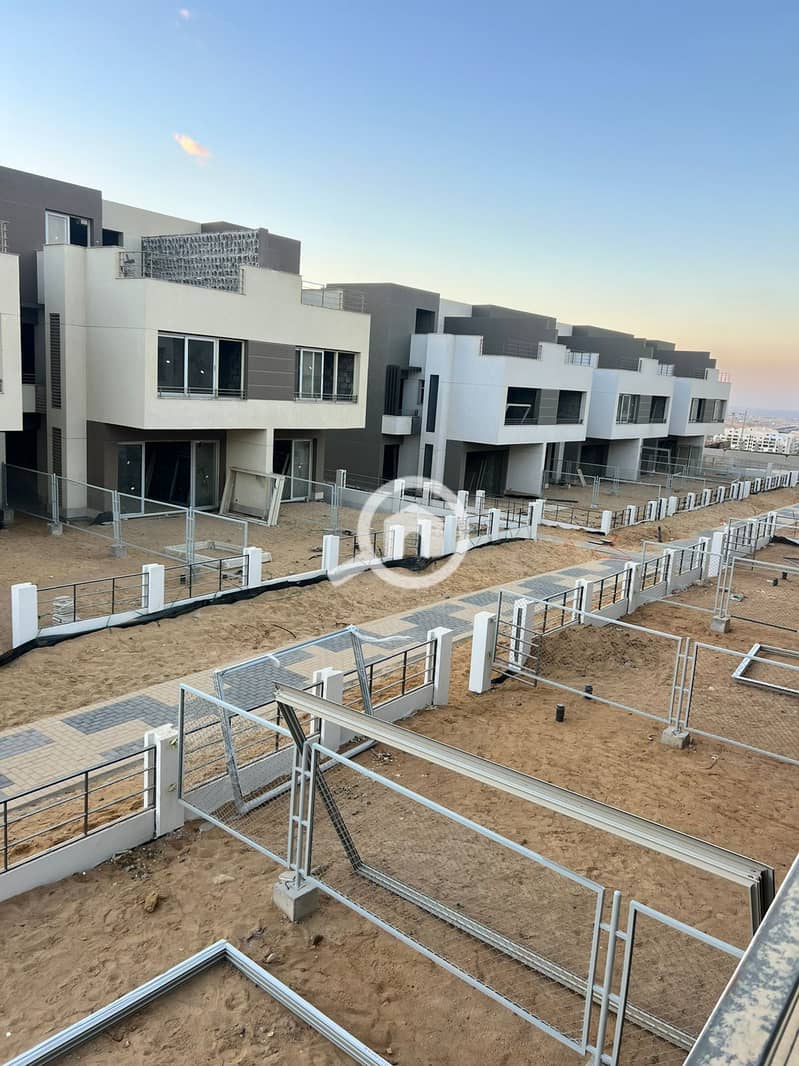 9 WhatsApp Image 2026-01-11 at 11.01. 18 (1). jpeg