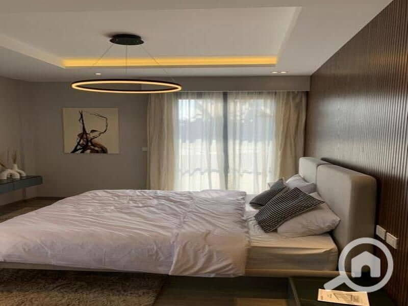 4 7bee57eb-90fc-4342-9b92-fa36bec375e4. jpg