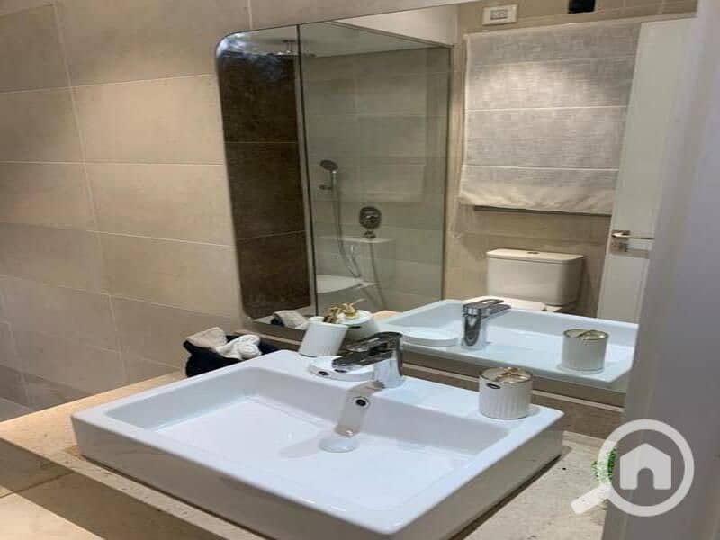 9 8b8bb59e-fd66-46bd-8013-dc0aeef05f5c. jpg