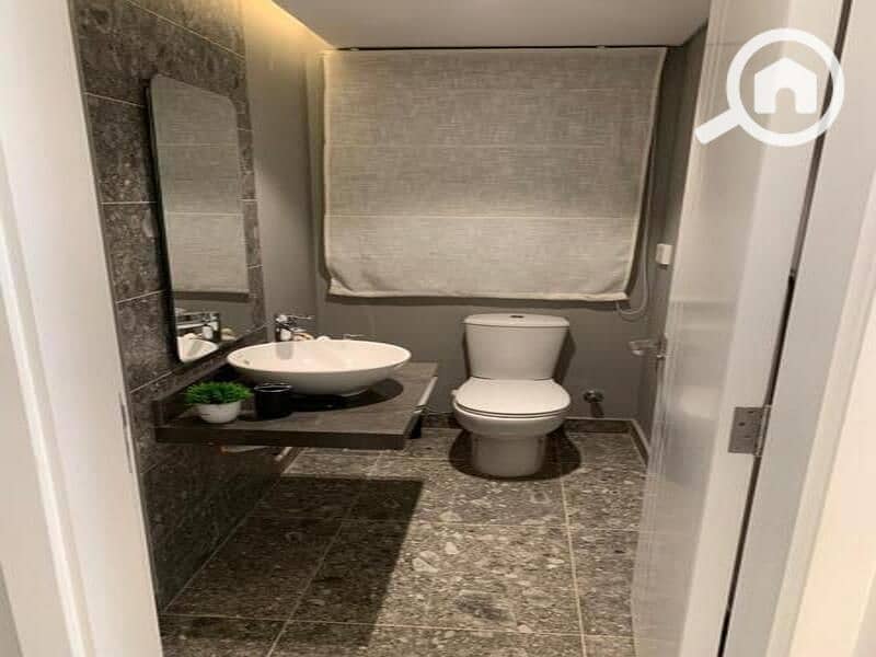 16 55d783be-9e88-41ff-9e91-5256c4f90b9a. jpg