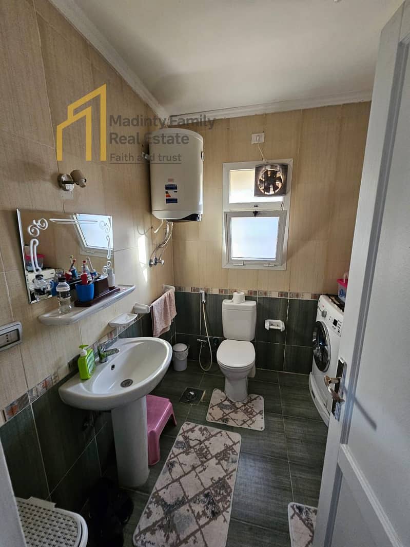 4 68636c64-f986-4d6b-8cd7-cba5edf3a0fb. jpg