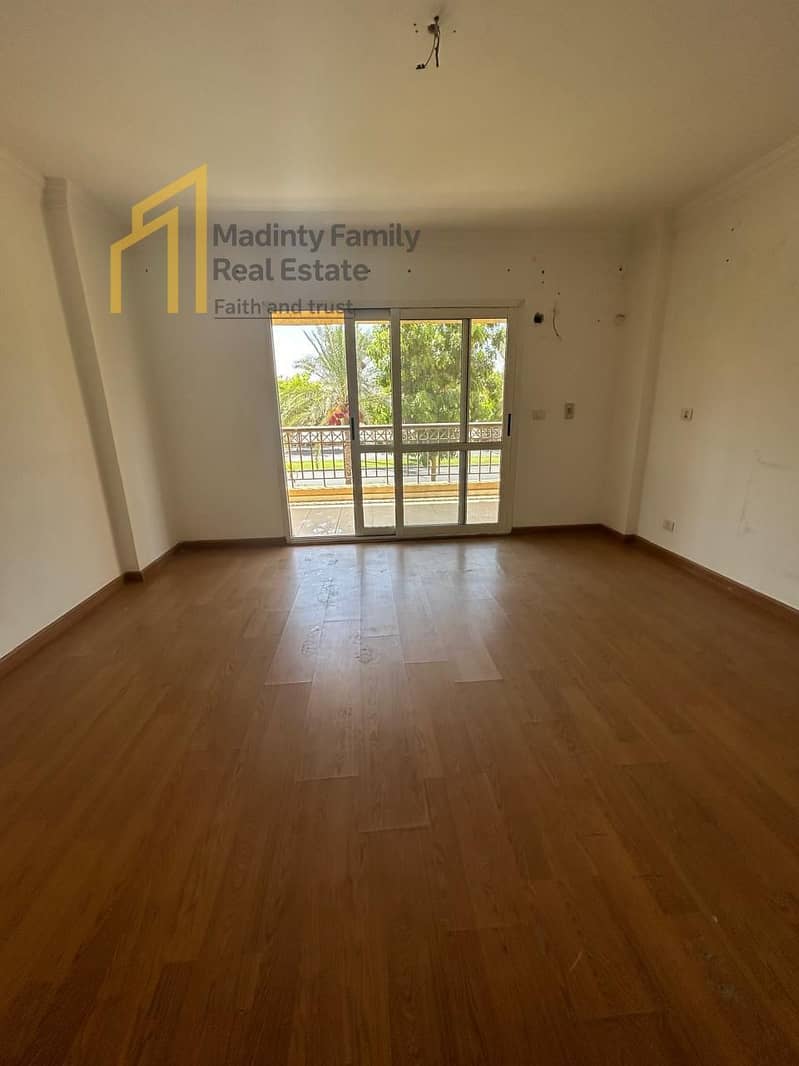 3 bc35d35f-834d-403d-9480-f098623f7826. jpg