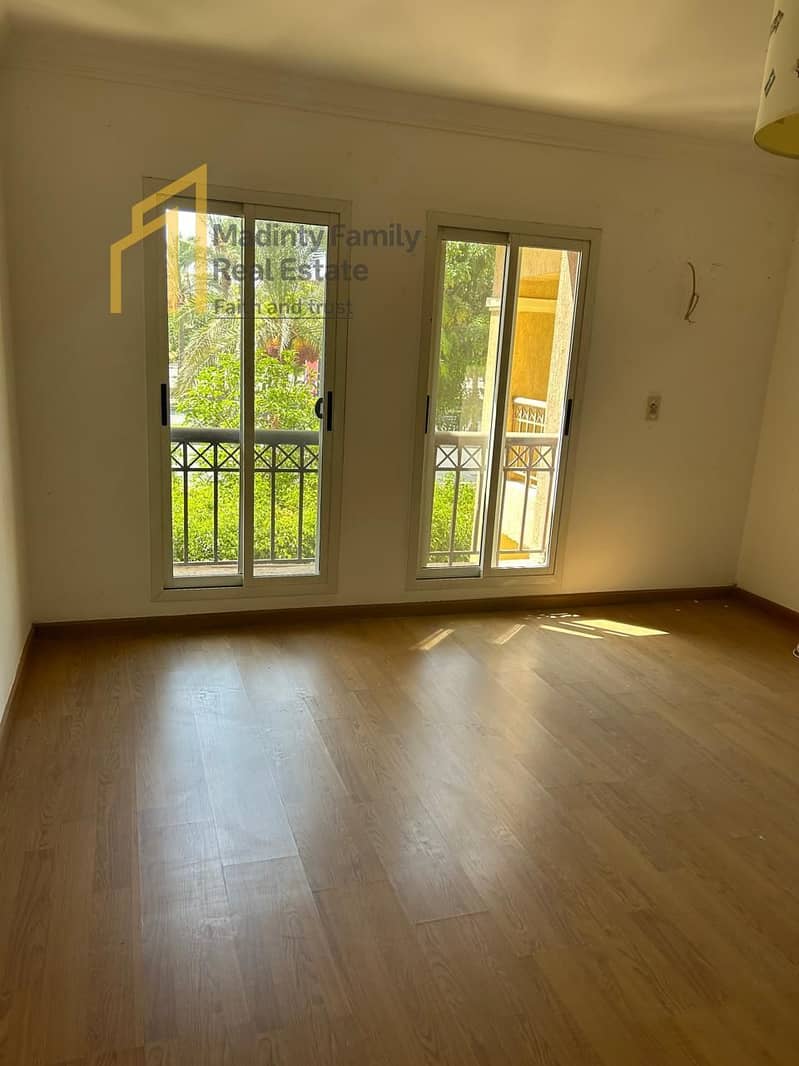 6 e014b700-88ad-4d82-a736-448b8077f00d. jpg