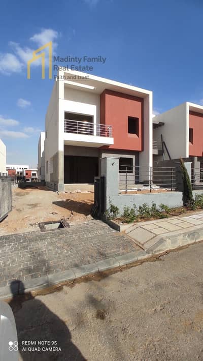 فیلا 3 غرف نوم للبيع في مدينتي، القاهرة - 500556560_1420771972333447_2647549823566056221_n. jpg