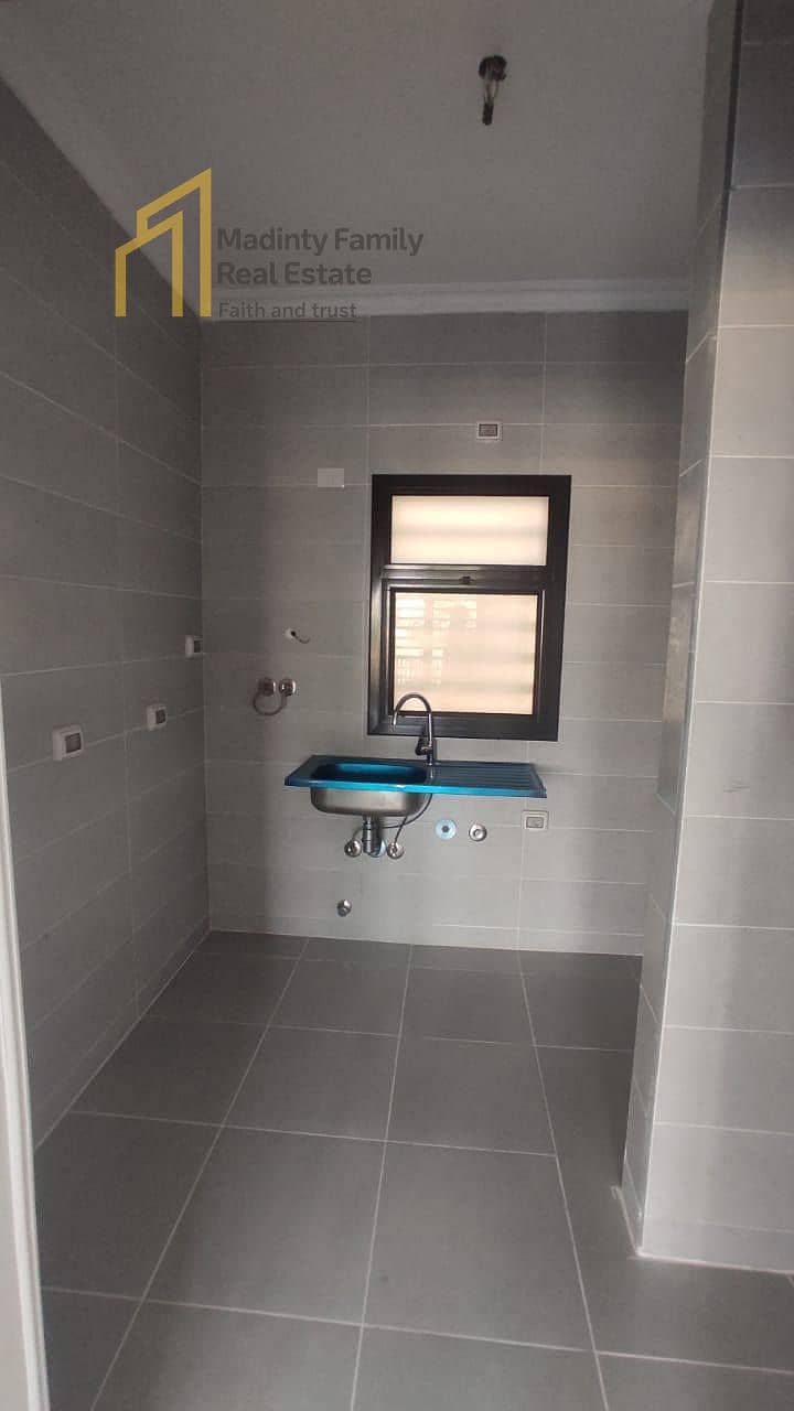 6 499933125_1420007525743225_2969482834672548378_n. jpg