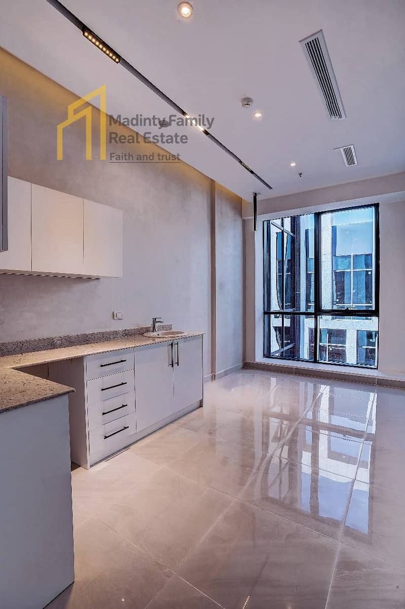 8 480940058_1353858465691465_3846303567236961266_n. jpg