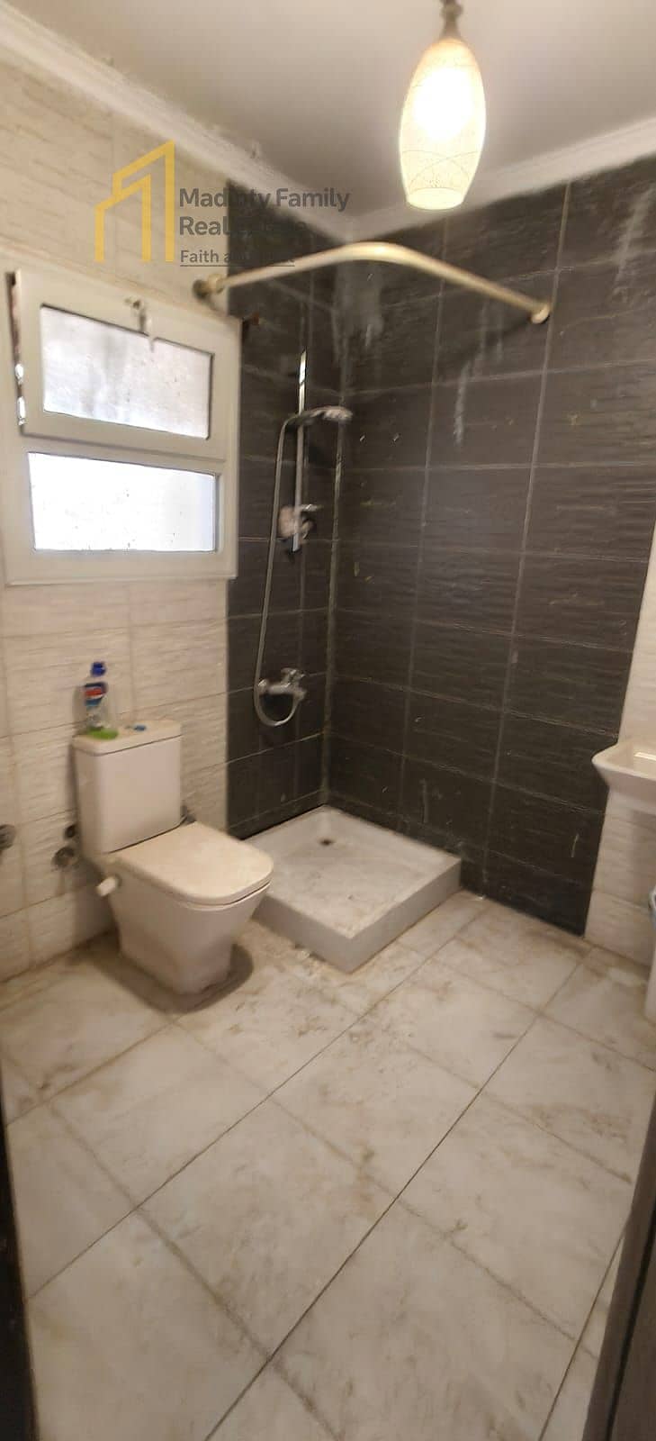 5 4503bf45-96ee-4186-825d-30c5cf6ec16b. jpg