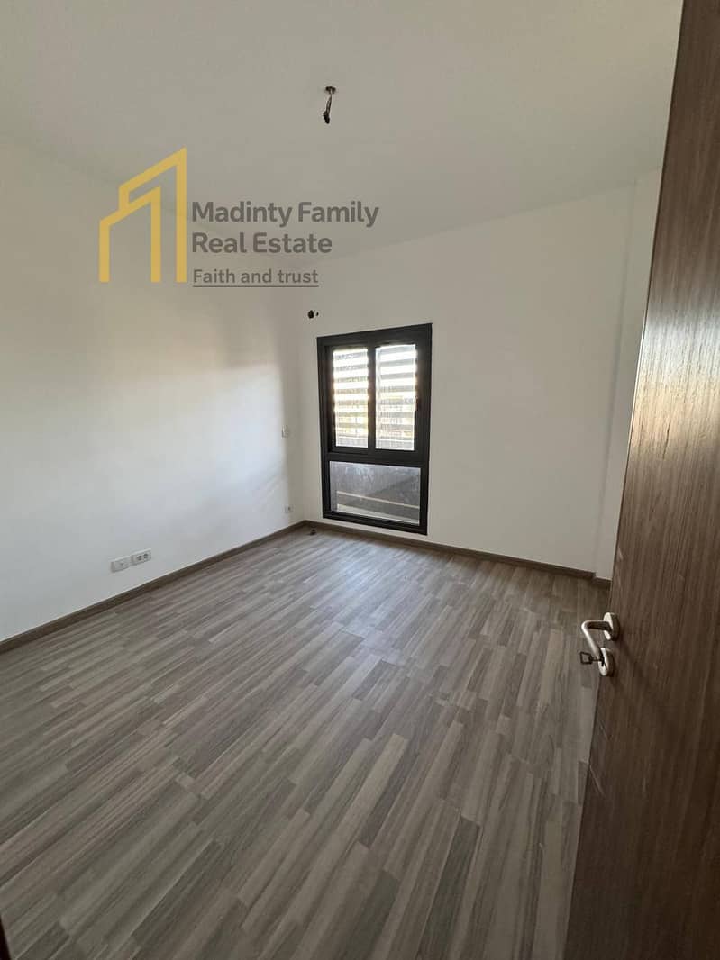 8 532580449_1477140323363278_391371075789082419_n. jpg