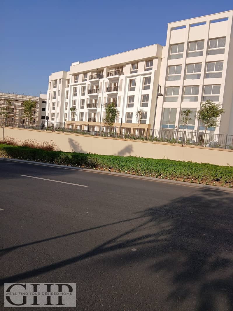 6 81e6f188-4ac4-4303-9359-1586943c6a52. jpg