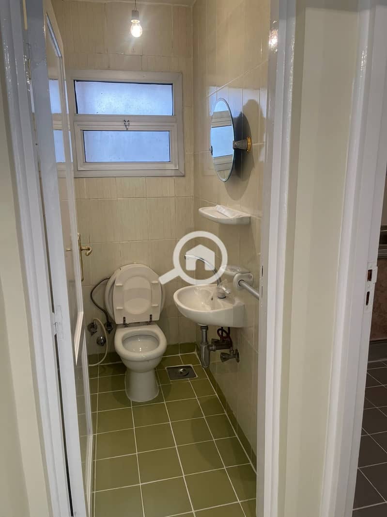 7 d7378654-b375-4608-aba0-d7f8613ef1c4. jpg