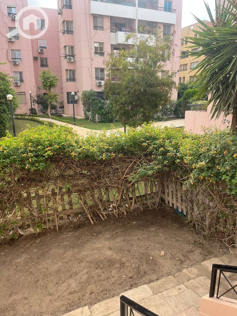 9 fb034bd4-b4dc-431c-b0c8-758dae232384. jpg