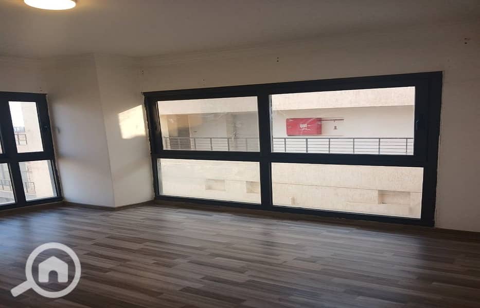 5 a20ef870-636c-4162-928d-f25ec848b5b7. jpg