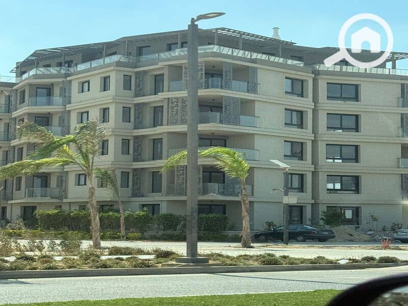 10 b82de148-40fa-4001-baba-b9efef5b9a23. jpg